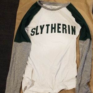 NWT Universal Wizarding World Slytherin Shirt